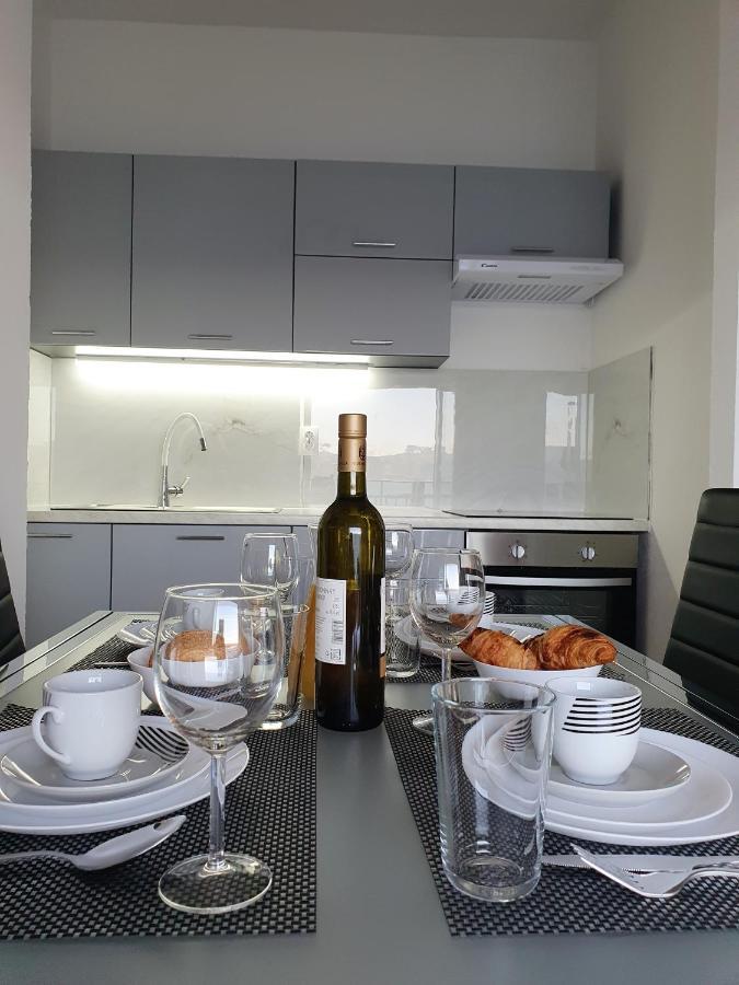 Apartment Zadoda Omis Exterior photo